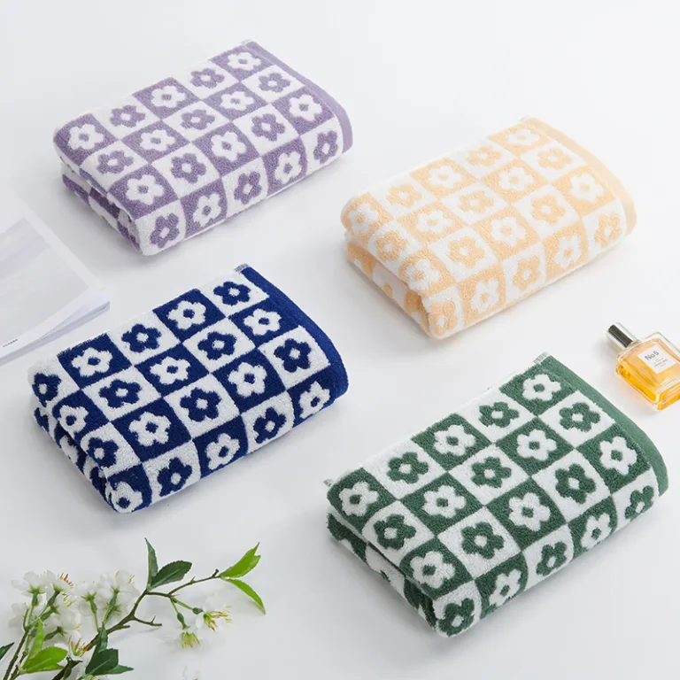 Checkerboard Floral Jacquard Cotton Towel4