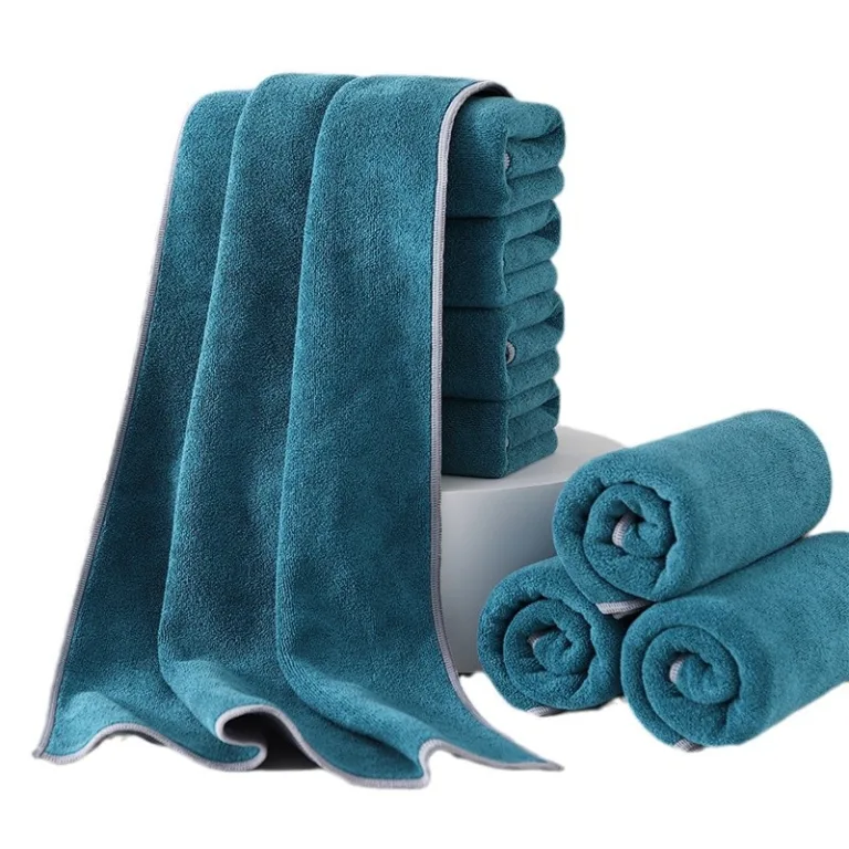 Microfiber car cleaning towel for wholesale with high absorbency and durability, ideal for automotive detailing and professional cleaning5